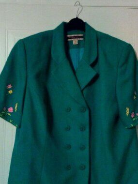 Amanda Smith 16W Short Sleeved Skirt Suit Plus